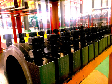 柴油發(fā)動(dòng)機(jī)