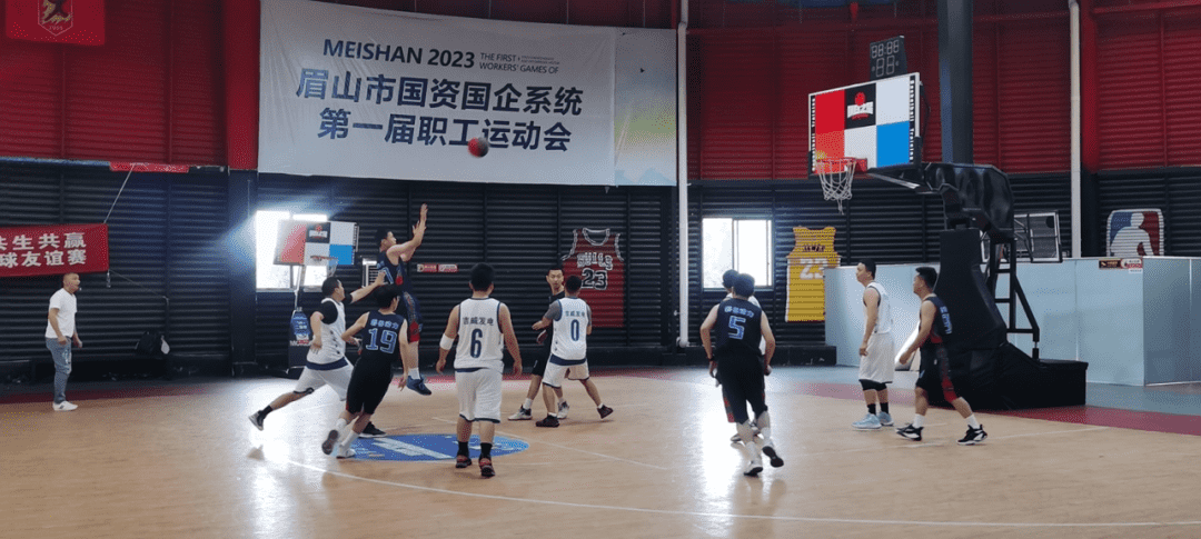 1697959875905404. png